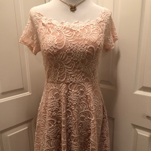 slim fit dress slacks David's Bridal One Shoulder Allover Rose Gold Sequined Bridesmaid Dress  Size:4  Sweet Purseonality